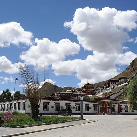 Wanrun International Resort Hotel In Tibet Xigaze Extérieur photo