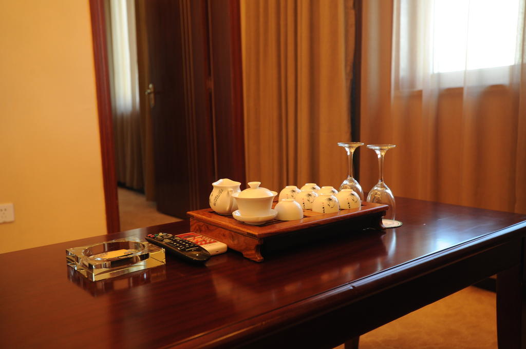 Wanrun International Resort Hotel In Tibet Xigaze Chambre photo