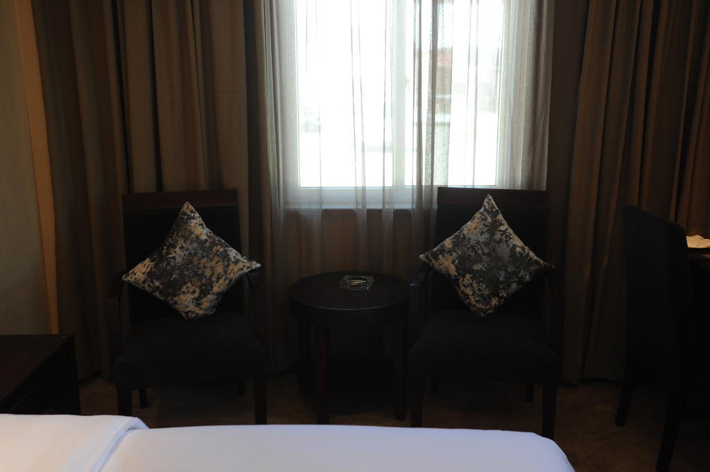 Wanrun International Resort Hotel In Tibet Xigaze Chambre photo